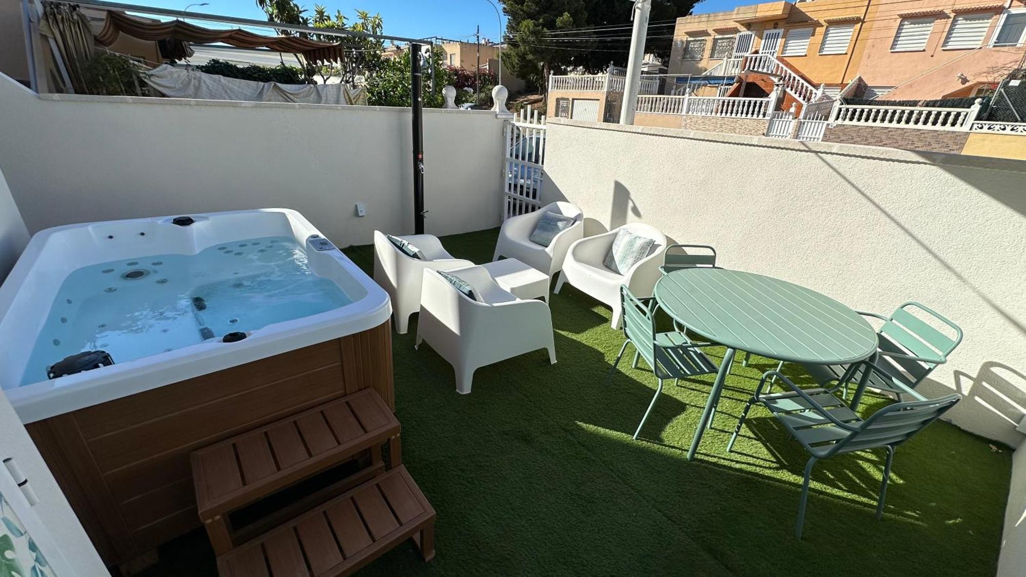 Jacuzzi Privado Y Vistas Gran Alacant- Aledama Homes Apartment